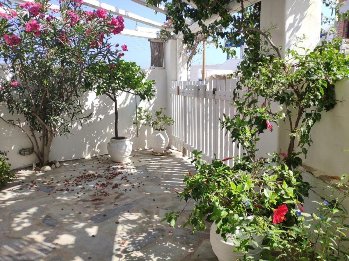 Lydia'S Charming House In Naoussa Villa Bagian luar foto